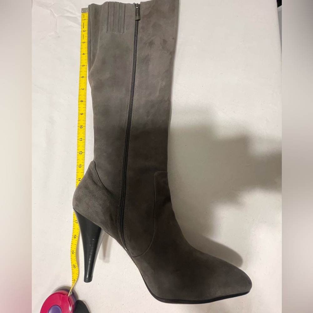 VIA SPIGA Gray Suede Heeled Boots, Size 10, NWOT - Picture 11 of 13